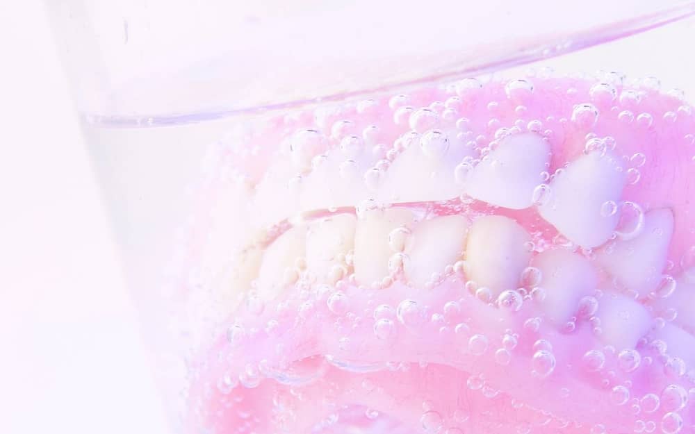 proper-denture-cleaning-denture-issue-Bradford-Family-Dentistry