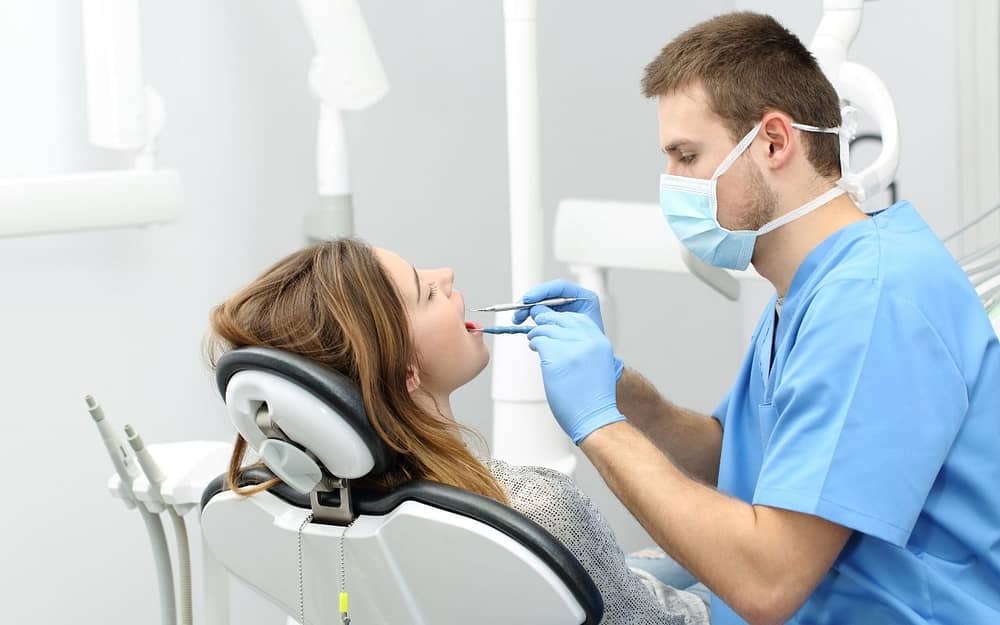 dental-hygienist-oral-health-care-team