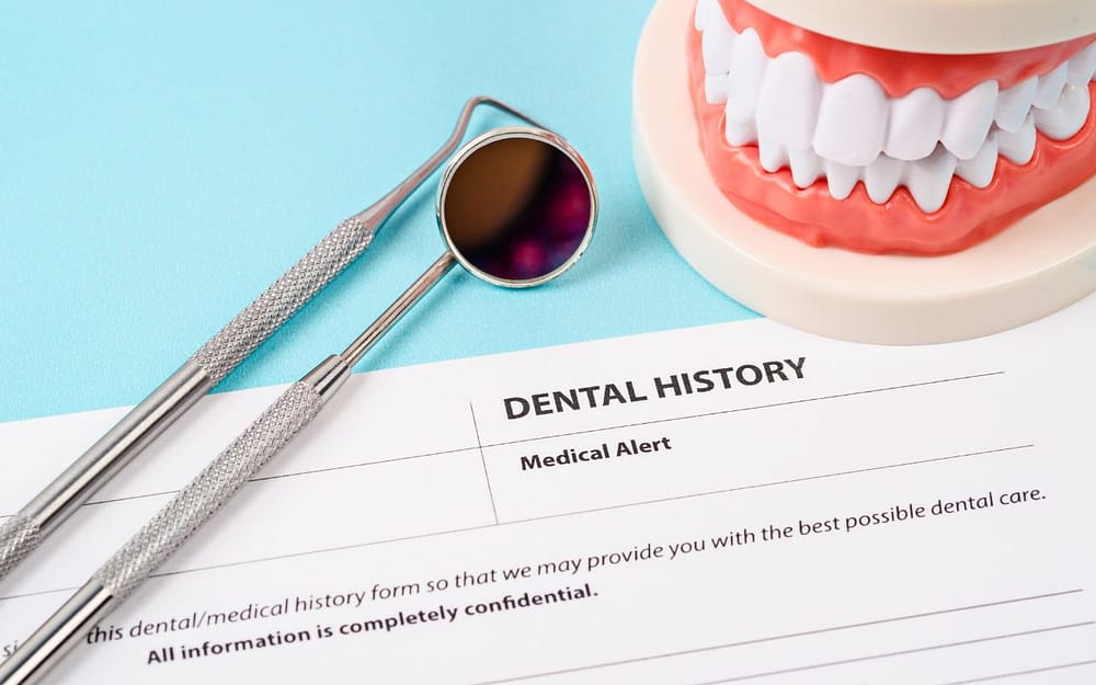 dental-hygienists-take-dental-history