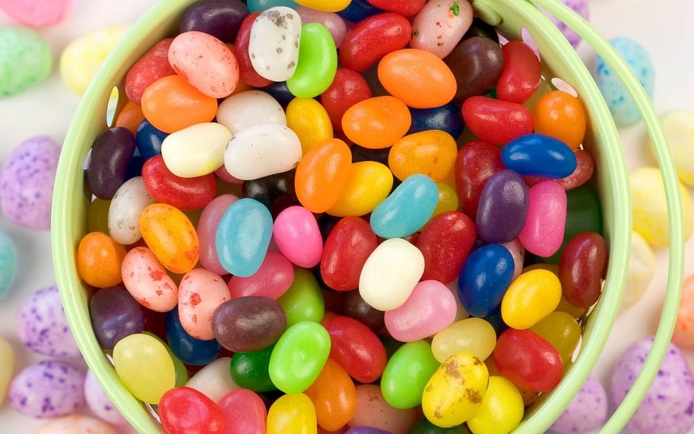 avoid-sticky-candy-tooth-decay-Bradford-Family-Dentistry