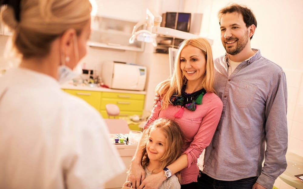 strong-relationships-benefits-of-family-dentistry