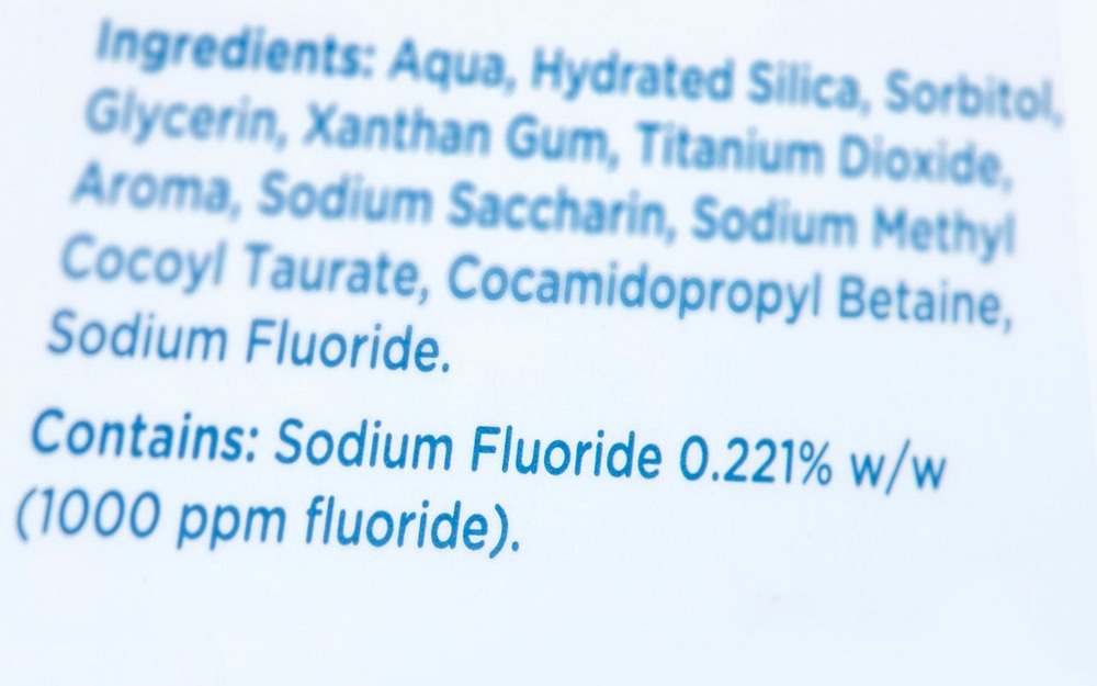 choosing-the-right-toothpaste-does-your-toothpaste-contain-fluoride